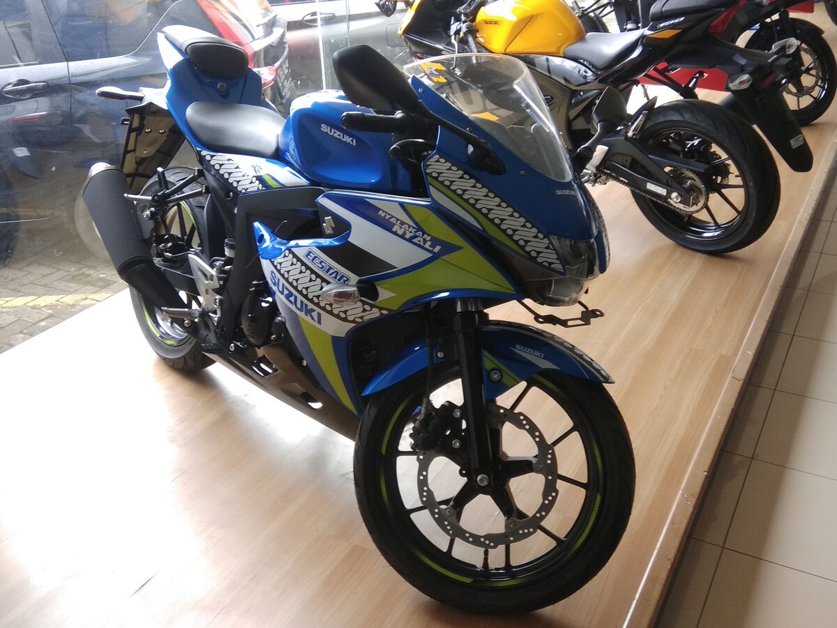 Suzuki GSX-R150 Keyless